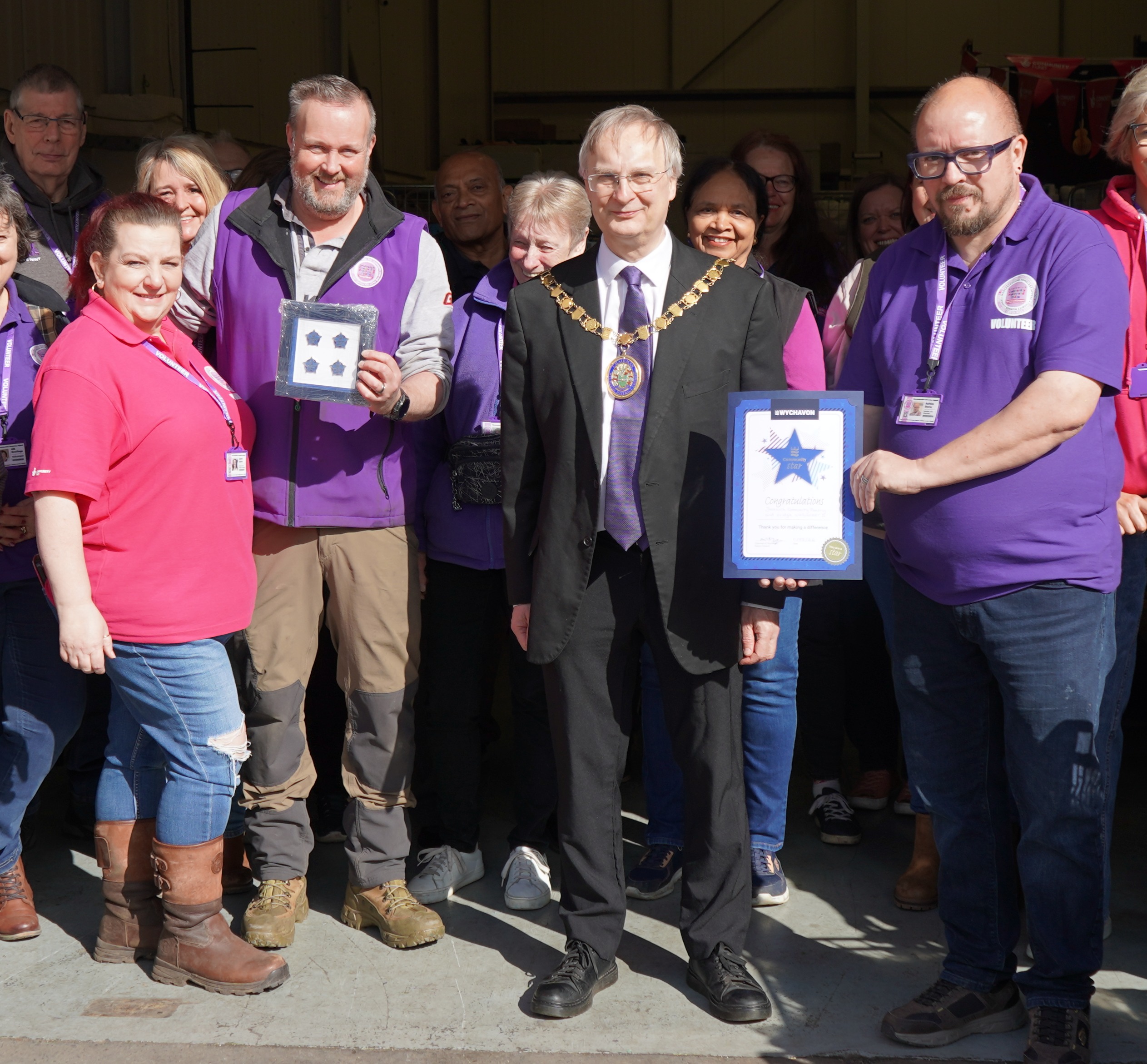 Droitwich Community Fridge team receiving award